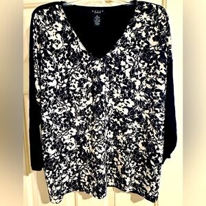 Grace ‘the perfect fit’ Women’s long sleeve top, Size M